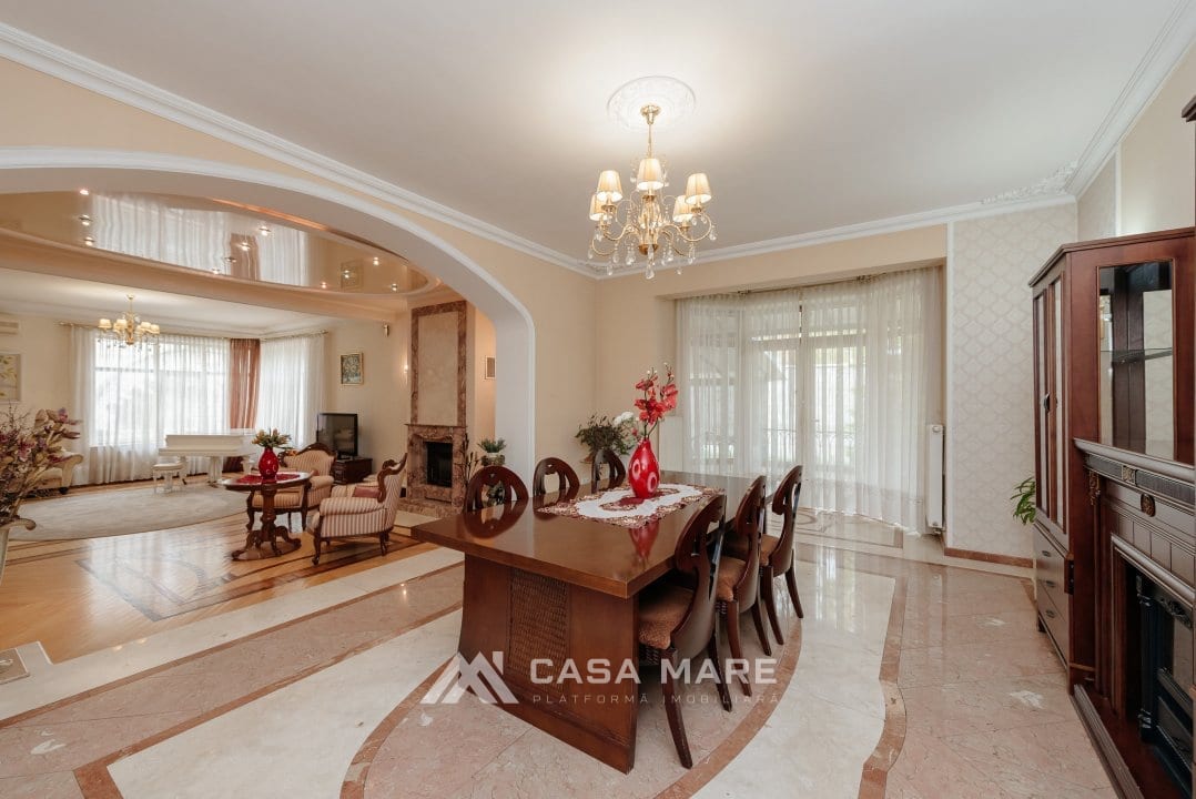 5-комнатный дом, 430 м², Кишинёв 2