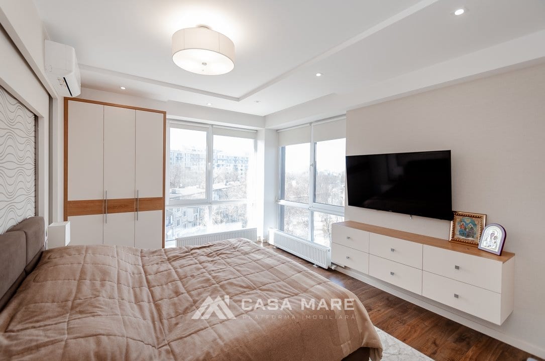2-комнатная квартира, 75 м², Кишинёв 4