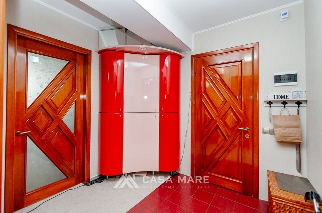 Apartament cu 2 camere, 72 m², Chișinău 8