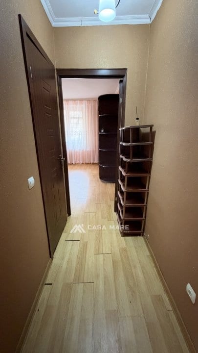 Apartament cu 2 camere, 41 m², Chișinău 3