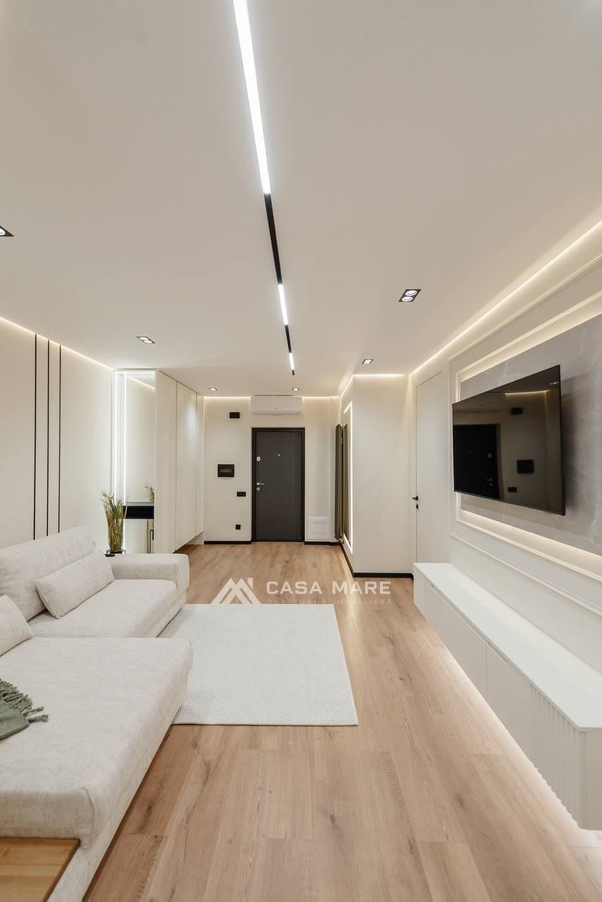 Apartament cu 2 camere, 72 m², Chișinău 4