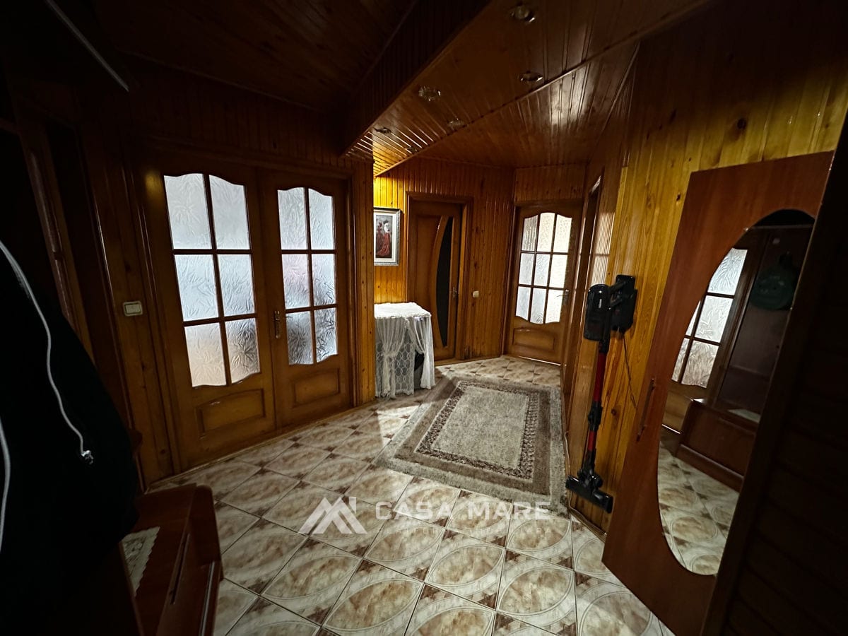 3-комнатная квартира, 64 м², Сынжерей 1