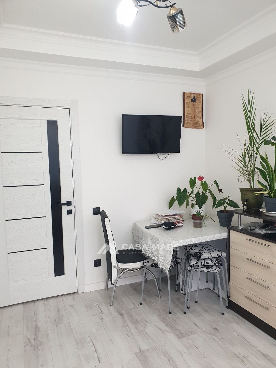 Apartament cu 2 camere, 53 m², Centru, Chișinău 6