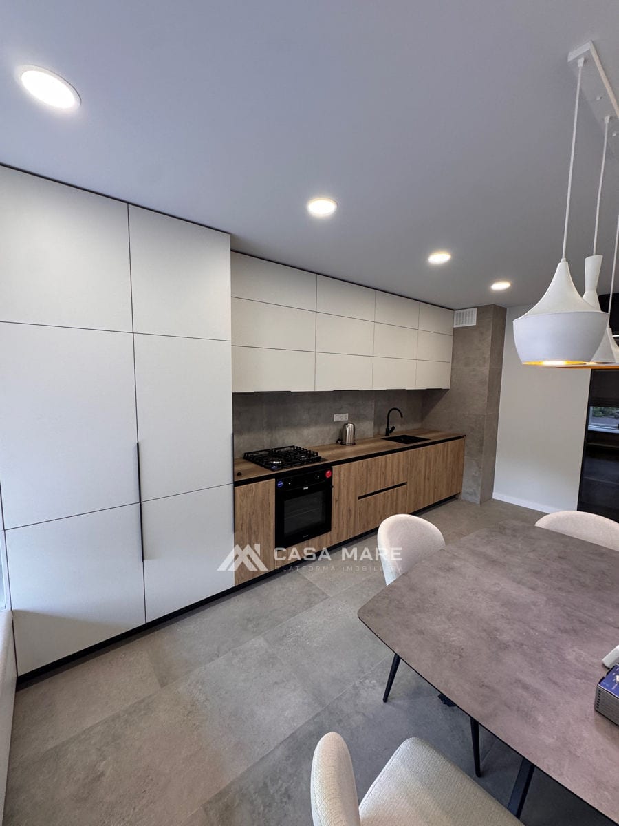 2-комнатная квартира, 80 м², Центр, Кишинёв 2