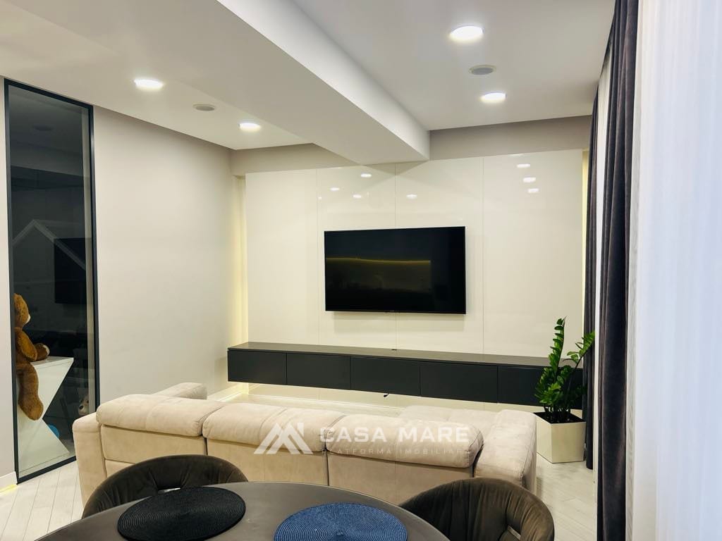 3-комнатная квартира, 86 м², Центр, Кишинёв 2
