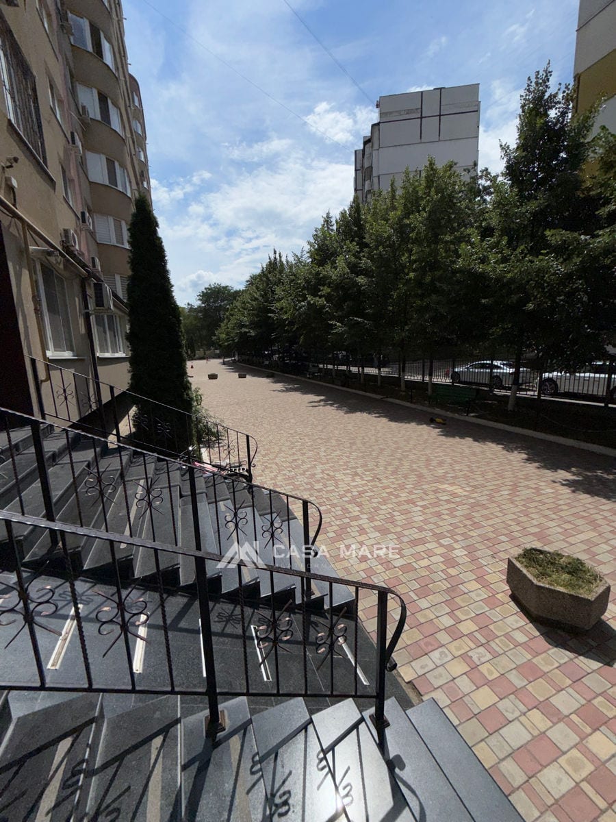 2-комнатная квартира, 72 м², Ботаника, Кишинёв 10