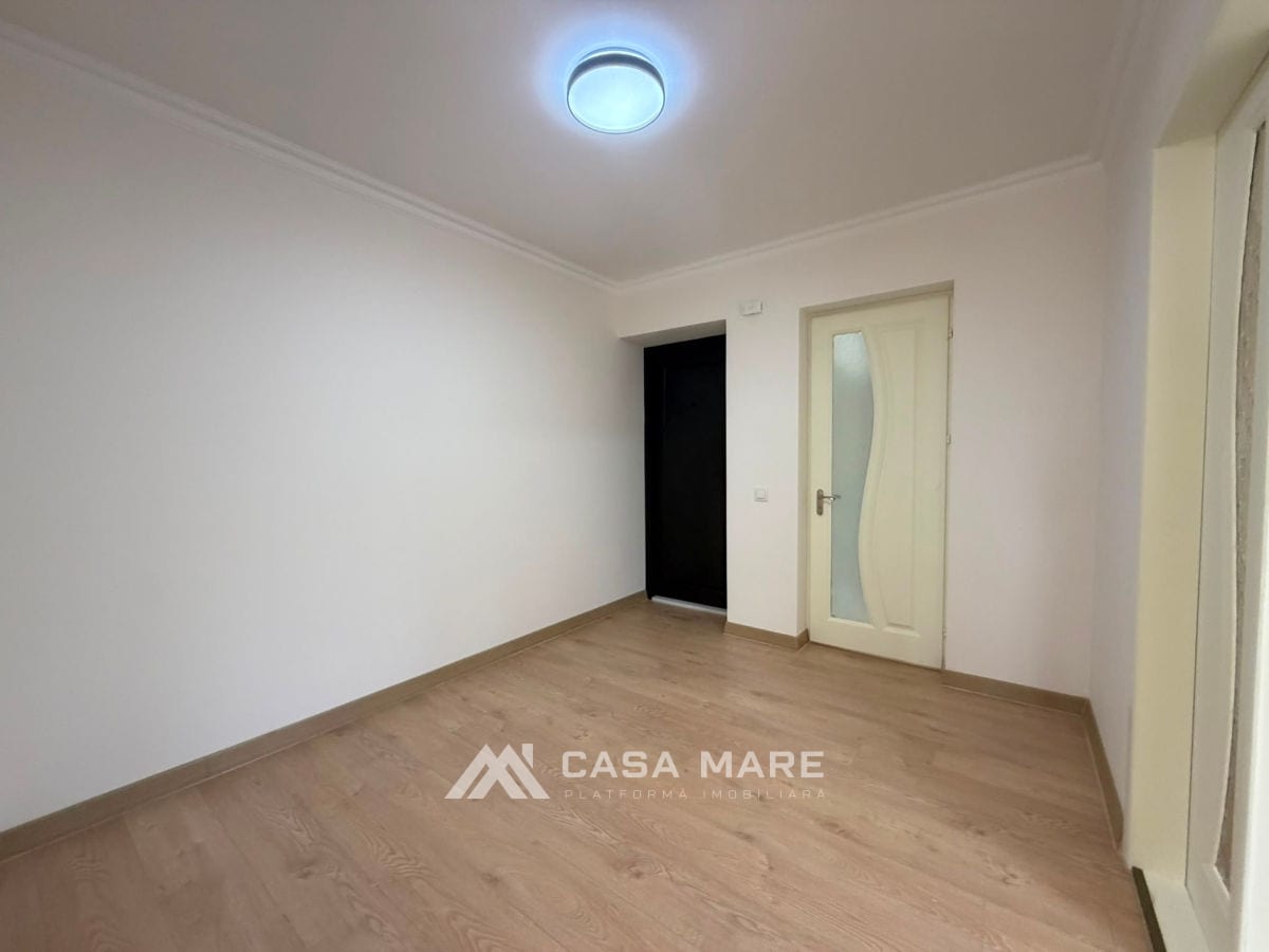 3-комнатная квартира, 80 м², Буюканы, Кишинёв 4