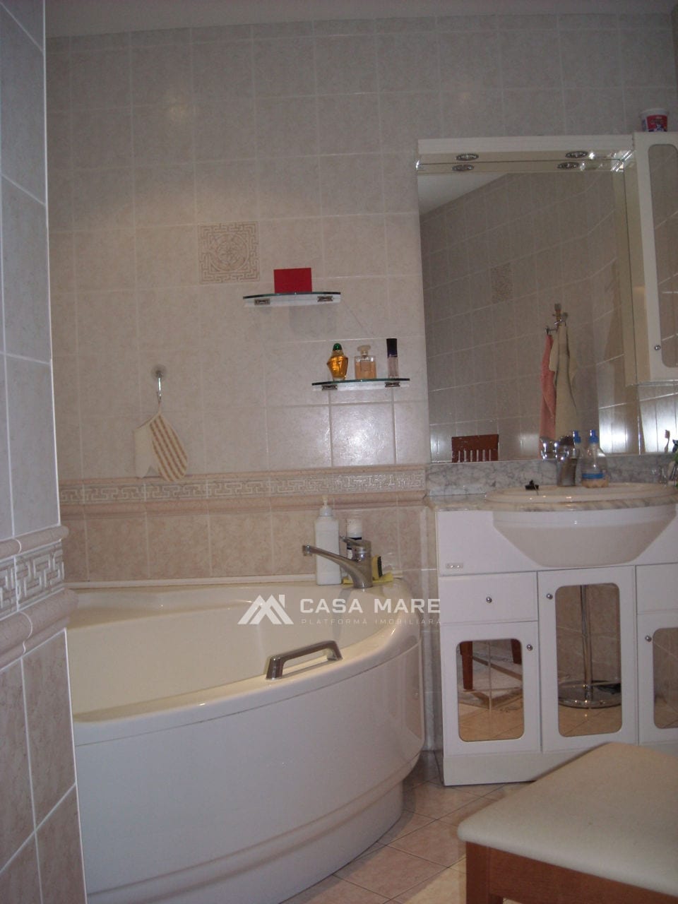 4-комнатная квартира, 138 м², Кодру 6