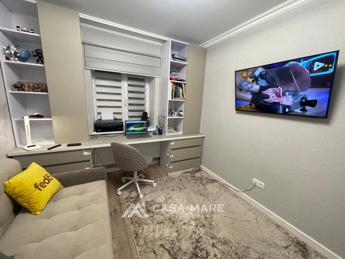 3-комнатная квартира, 90 м², Дрокия 3