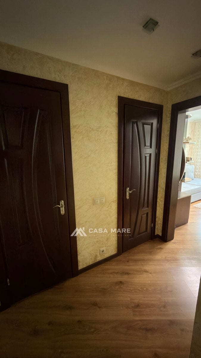 Apartament cu 3 camere, 75 m², Ungheni 14