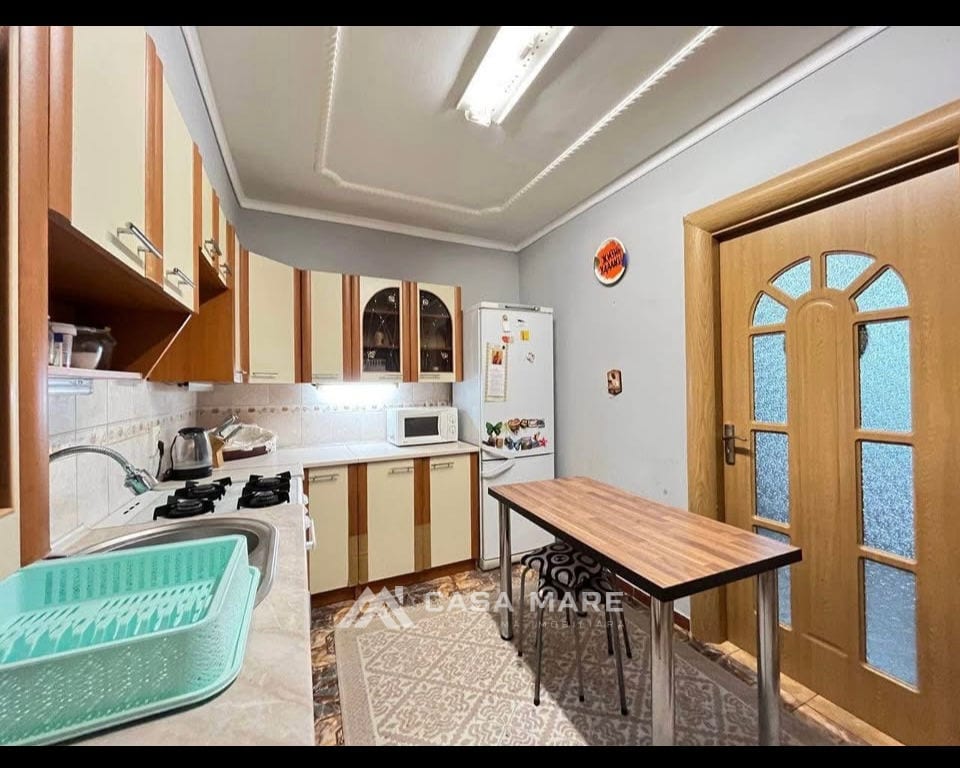 3-комнатная квартира, 55 м², Буюканы, Кишинёв 7