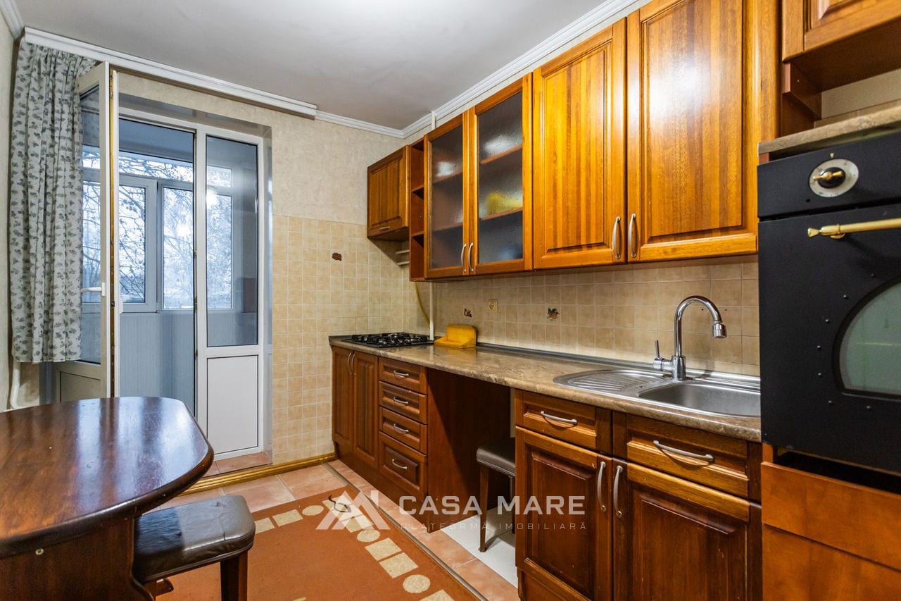 2-комнатная квартира, 51 м², Крикова 4