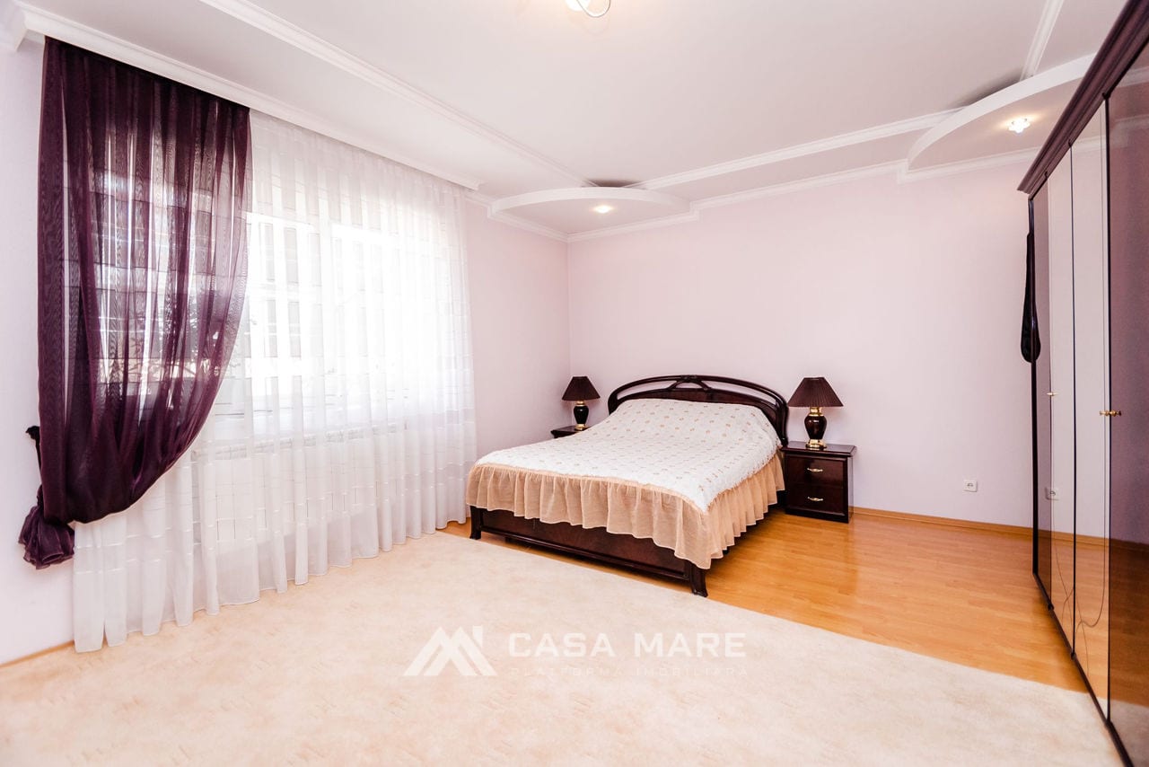 Casă cu 4 camere, 250 m², Centru, Chișinău 4