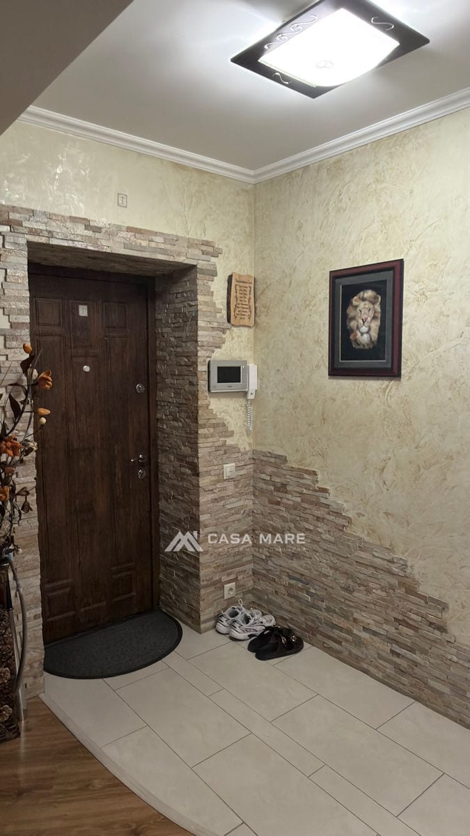 3-комнатная квартира, 75 м², Унгены 16