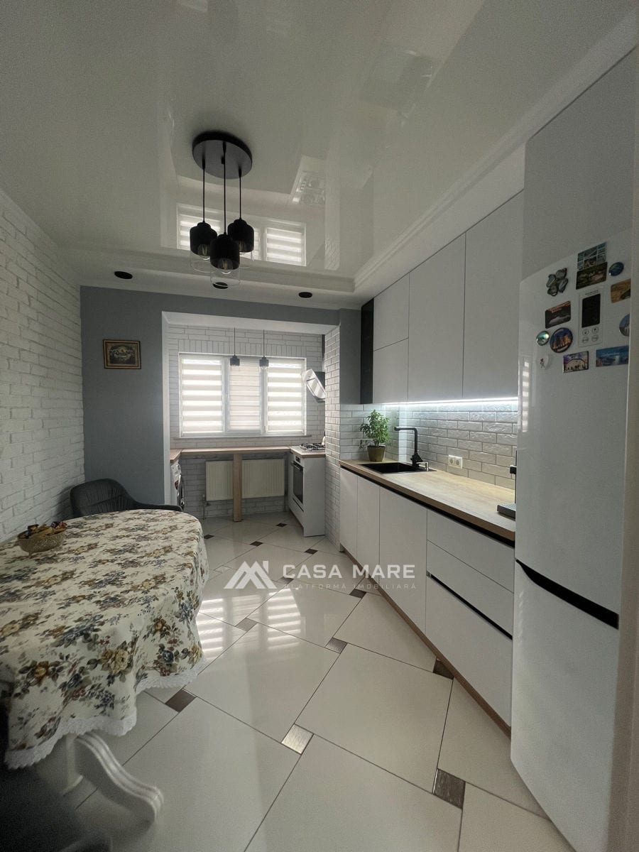 3-комнатная квартира, 90 м², Орхей 5