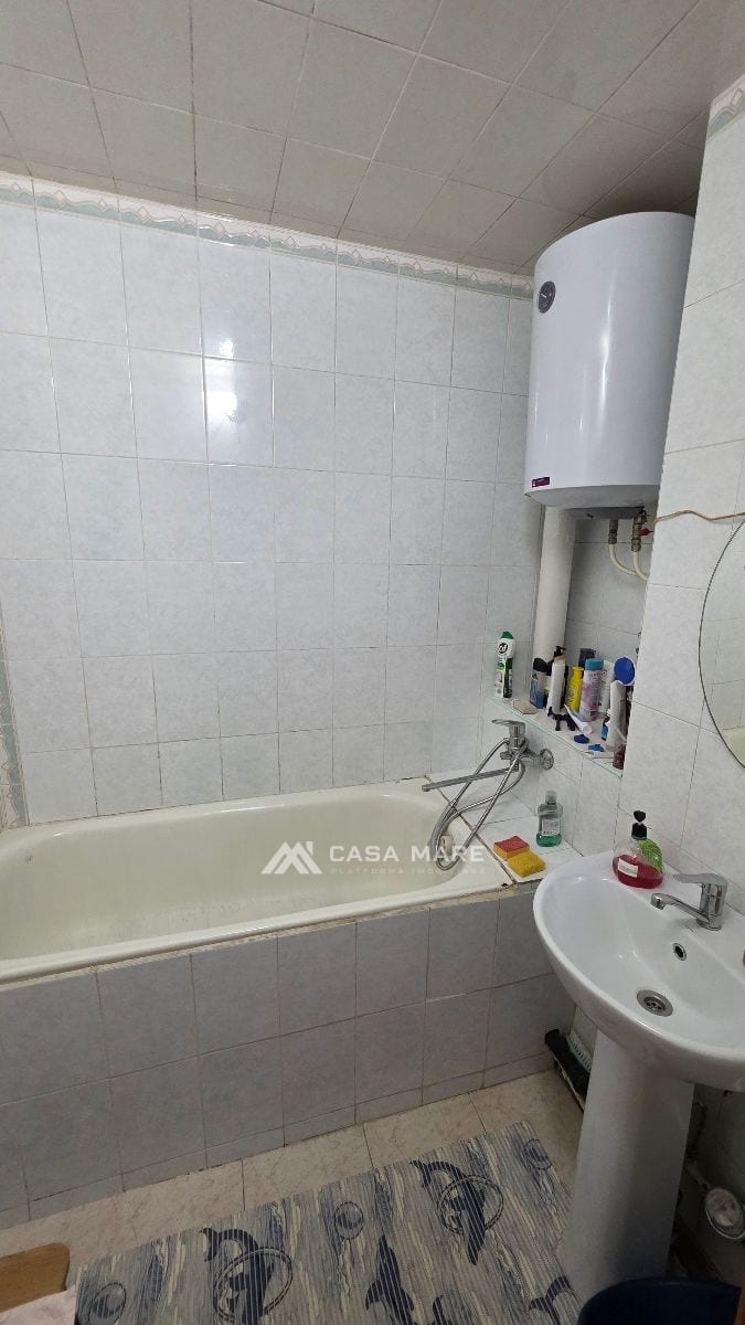 3-комнатная квартира, 70 м², Чеканы, Кишинёв 8