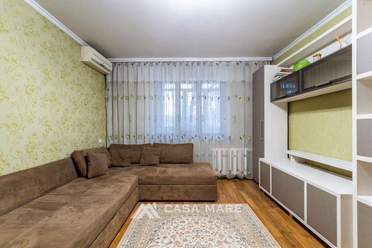 Apartament cu 2 camere, 51 m², Cricova 1