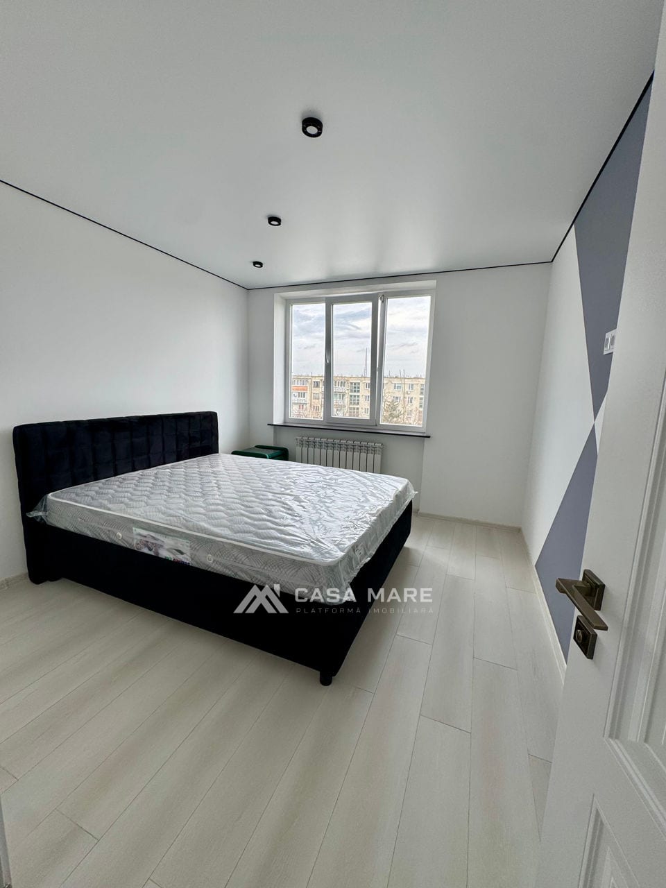 3-комнатная квартира, 72 м², Сынжерей 1