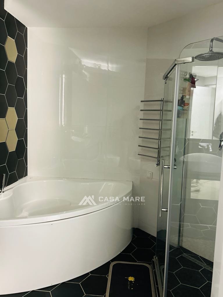 3-комнатная квартира, 86 м², Центр, Кишинёв 8