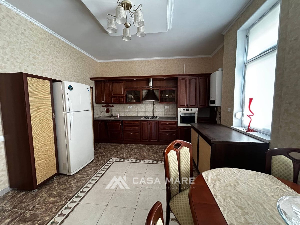 Apartament cu 3 camere, 125 m², Centru, Chișinău 7