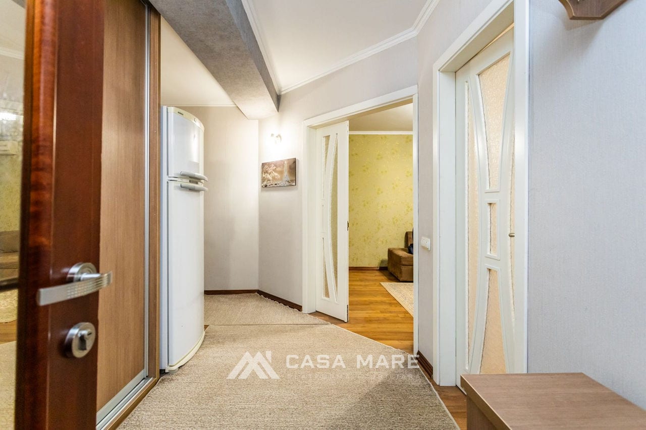 2-комнатная квартира, 51 м², Крикова 6