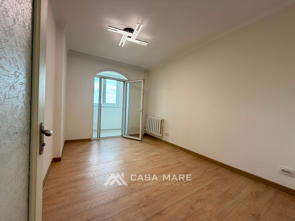 3-комнатная квартира, 80 м², Буюканы, Кишинёв 5