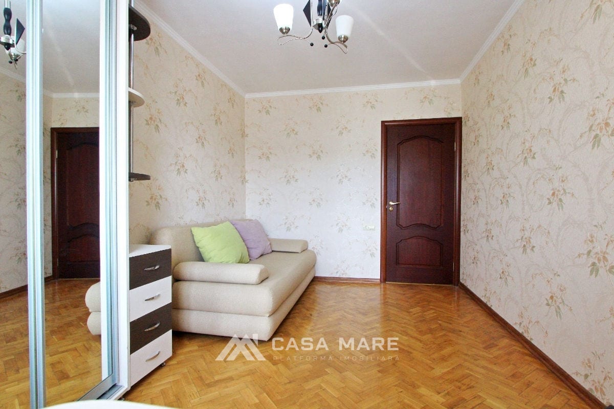 Apartament cu 3 camere, 78 m², Centru, Chișinău 3