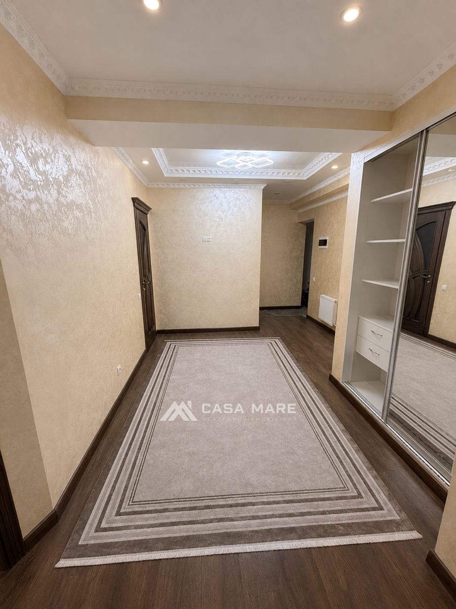 2-комнатная квартира, 70 м², Буюканы, Кишинёв 4