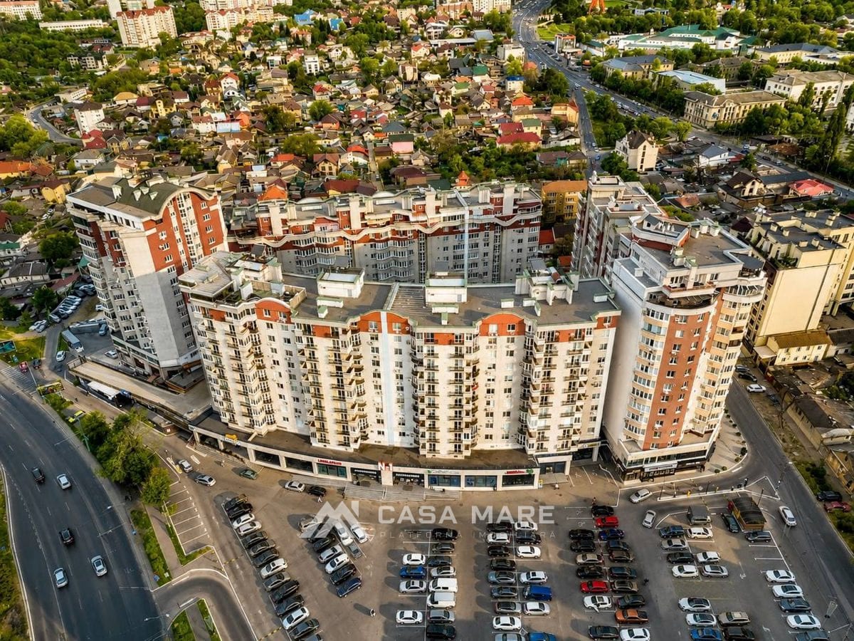 Apartament cu 2 camere, 67 m², Centru, Chișinău 1