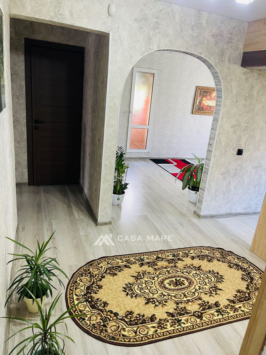 Apartament cu 3 camere, 74 m², 10 cartier, Bălți 10
