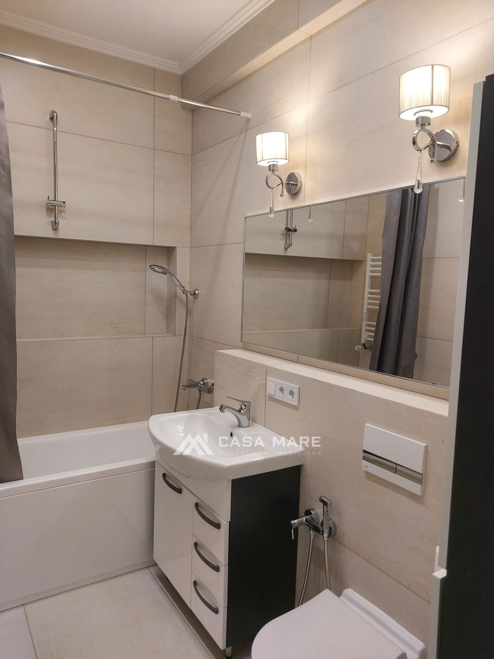Apartament cu 2 camere, 65 m², Centru, Chișinău 4