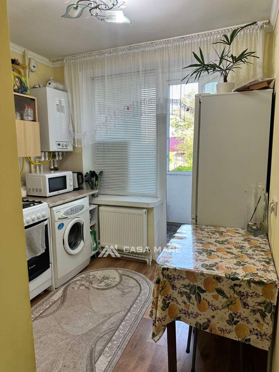 1-комнатная квартира, 1 300 м², Орхей 3