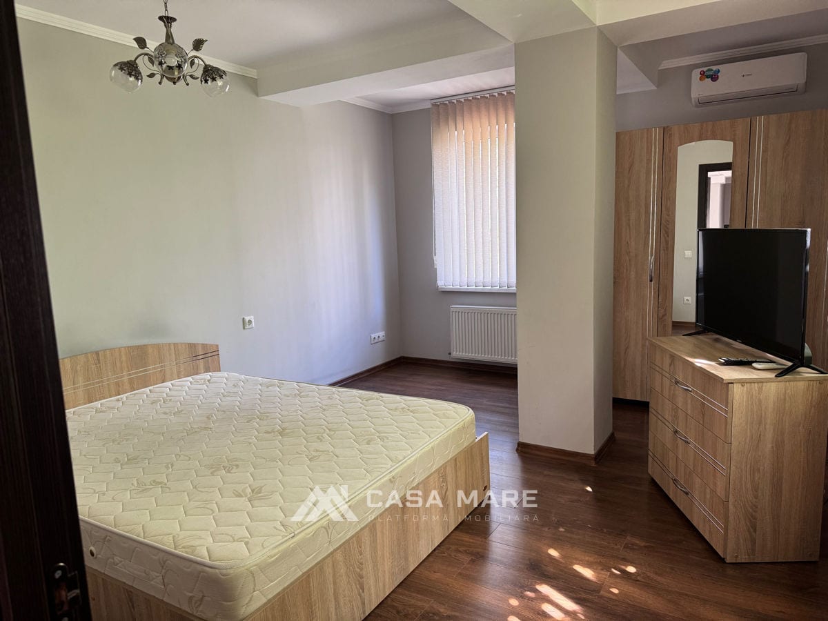 Apartament cu 1 cameră, 45 m², Centru, Chișinău 2
