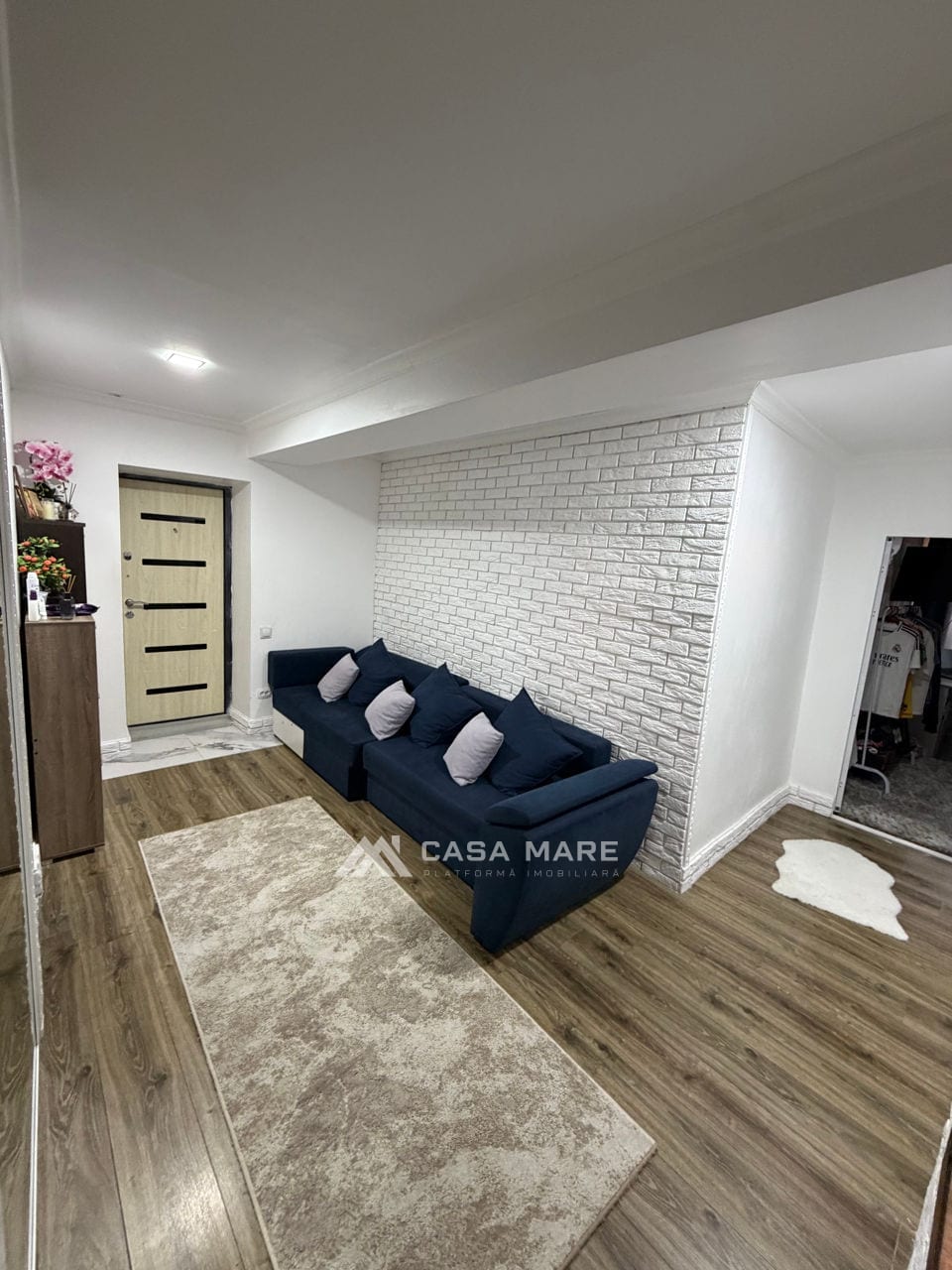 Apartament cu 2 camere, 57 m², Călărași 5
