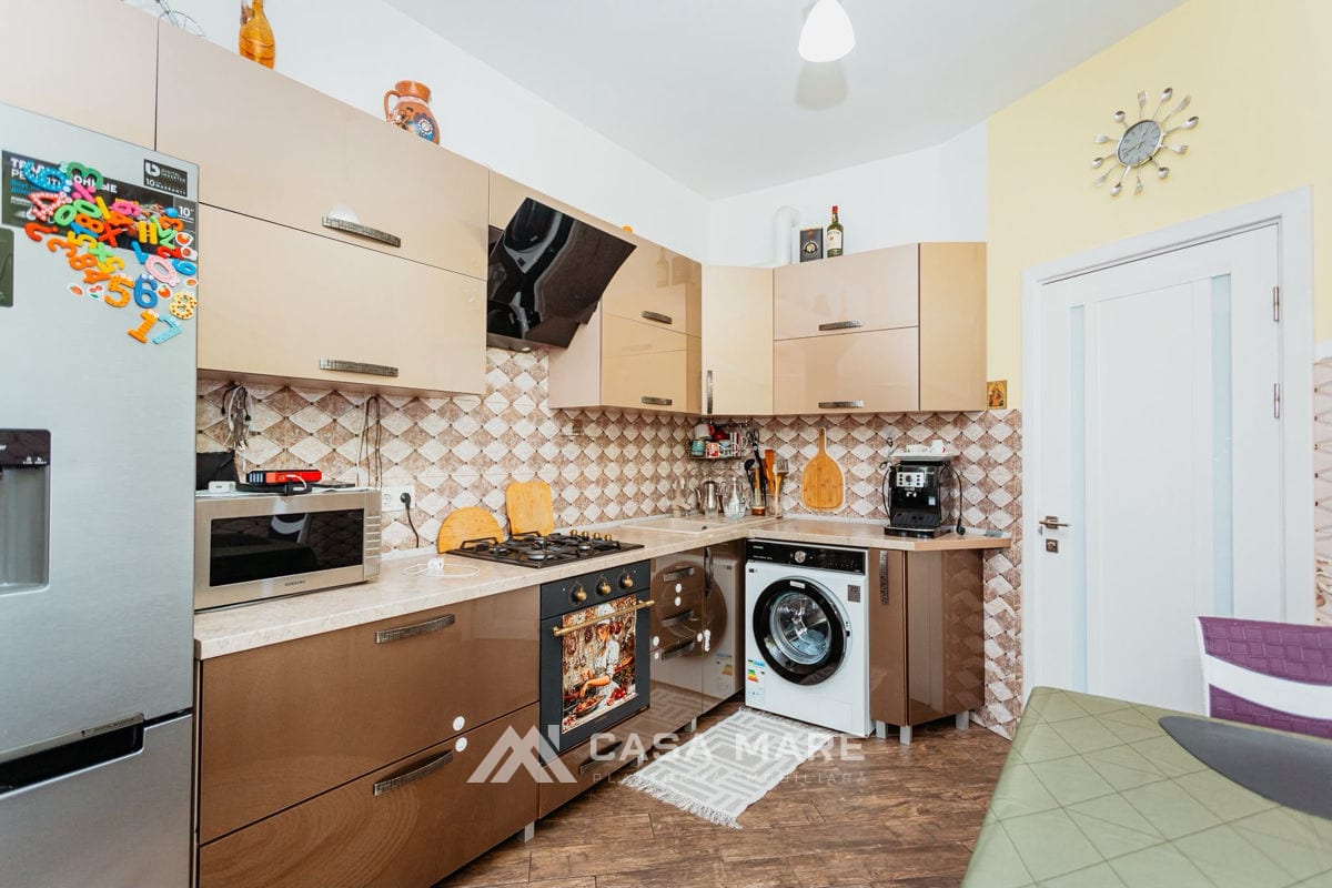 2-комнатная квартира, 65 м², Центр, Кишинёв 4