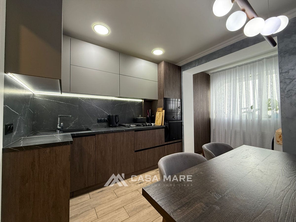 Apartament cu 3 camere, 90 m², Drochia 4