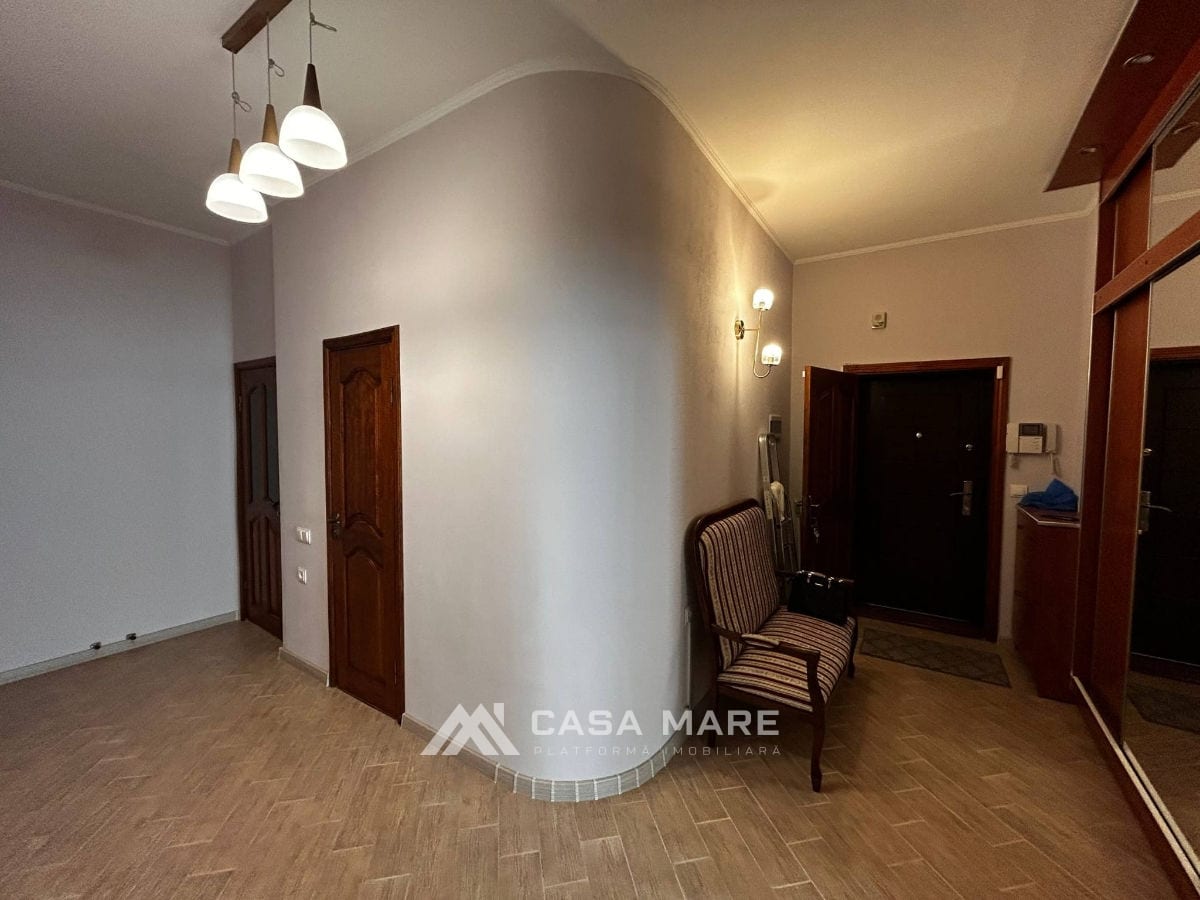 3-комнатная квартира, 125 м², Центр, Кишинёв 9