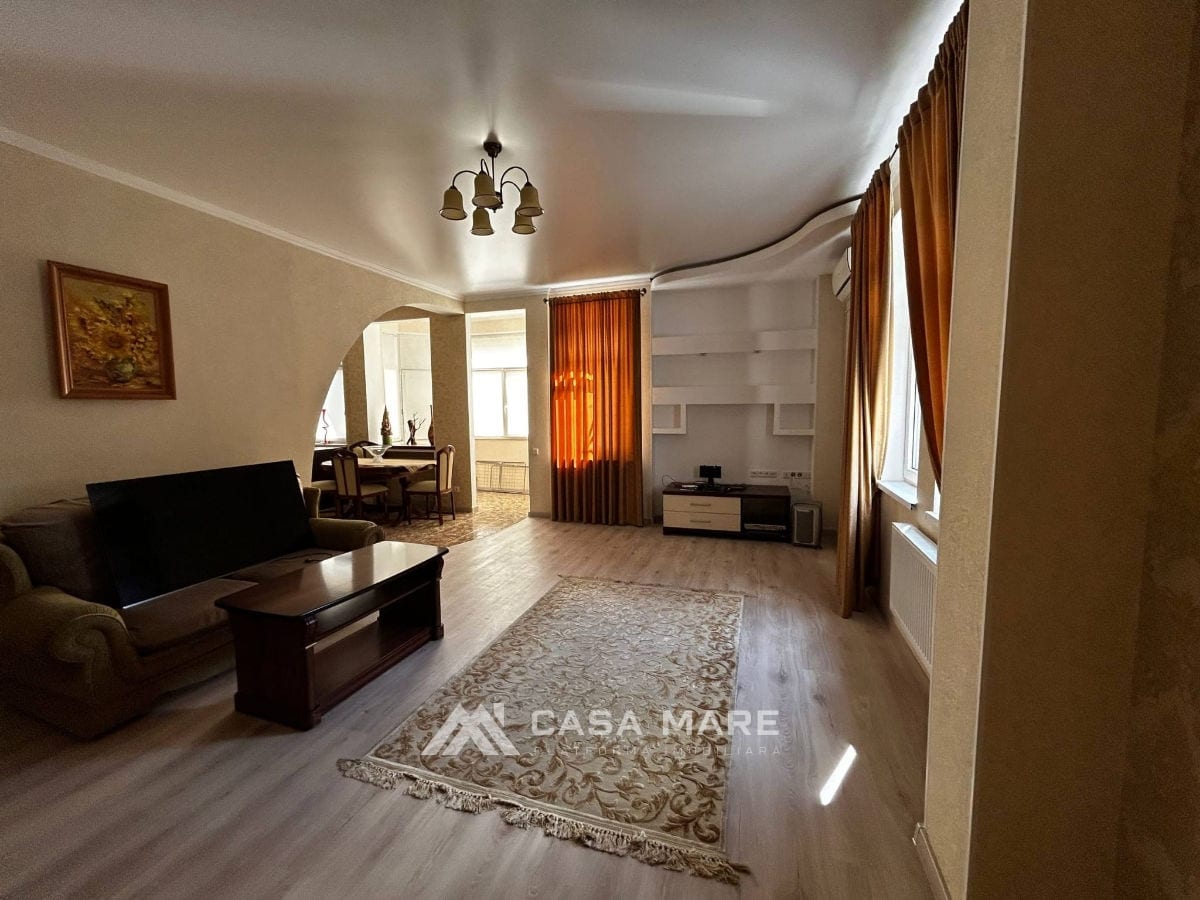3-комнатная квартира, 125 м², Центр, Кишинёв 4