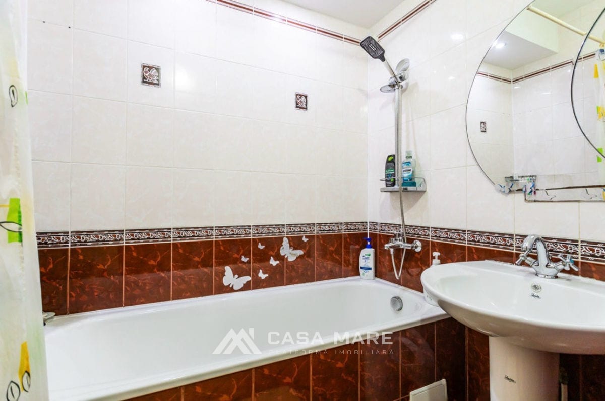 3-комнатная квартира, 72 м², Центр, Кишинёв 7
