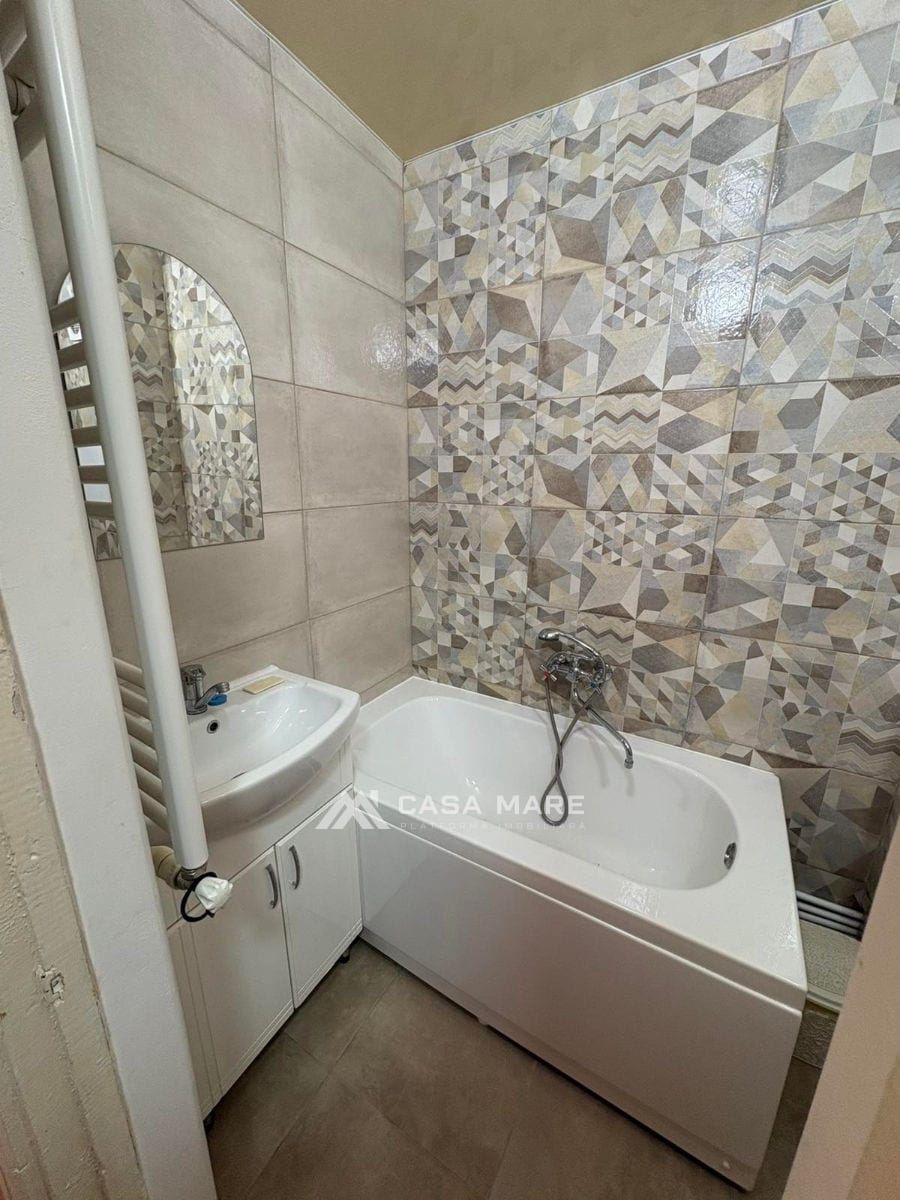 2-комнатная квартира, 53 м², Центр, Bălți 5