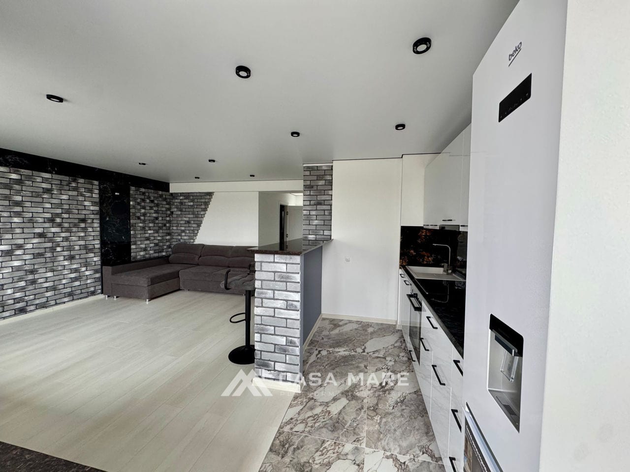 3-комнатная квартира, 72 м², Сынжерей 6