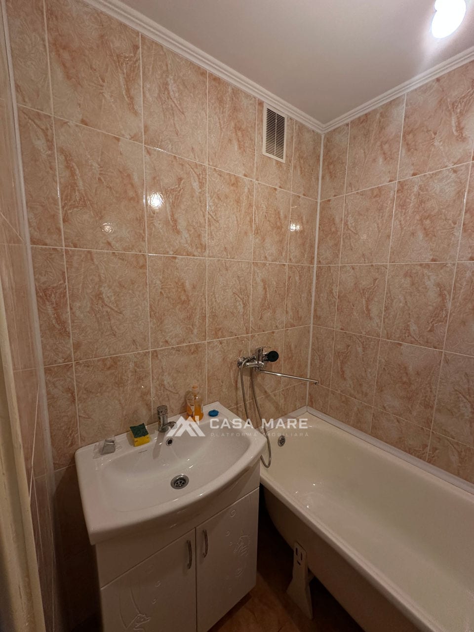 1-комнатная квартира, 40 м², Чимишлия 8