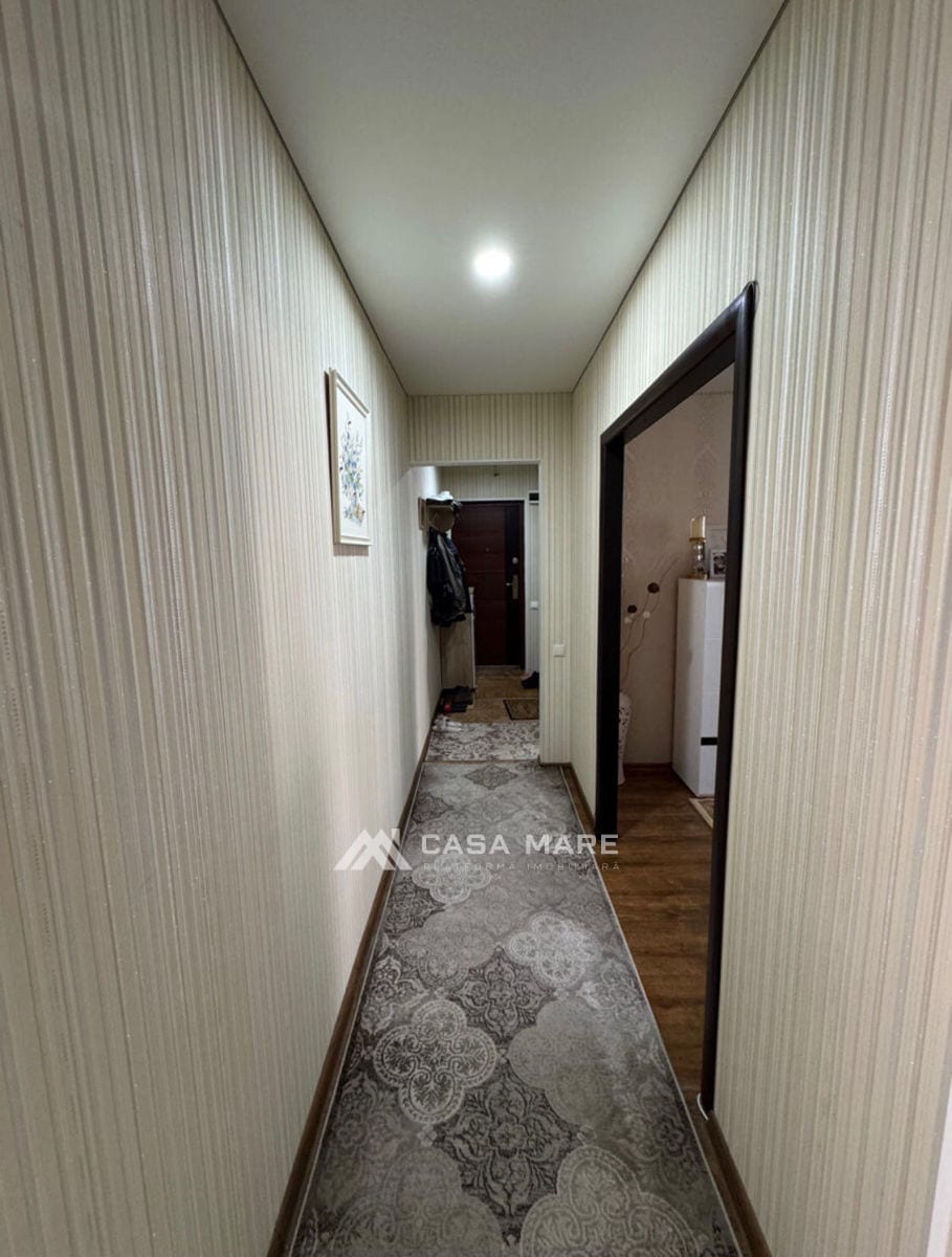 Apartament cu 3 camere, 60 m², 8 cartier, Bălți 7