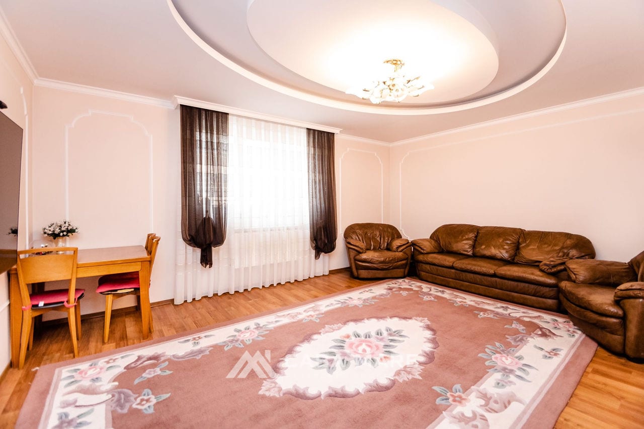 4-комнатный дом, 250 м², Центр, Кишинёв 6