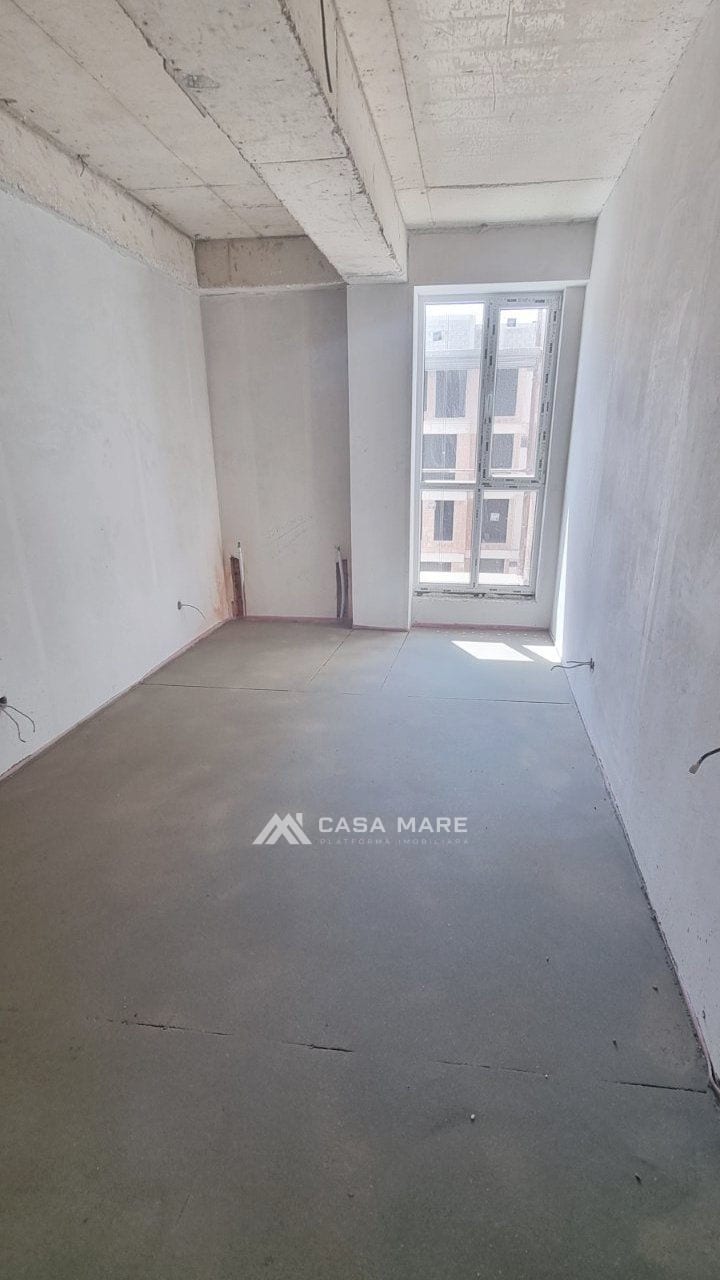Apartament cu 3 camere, 77 m², Durlești 4
