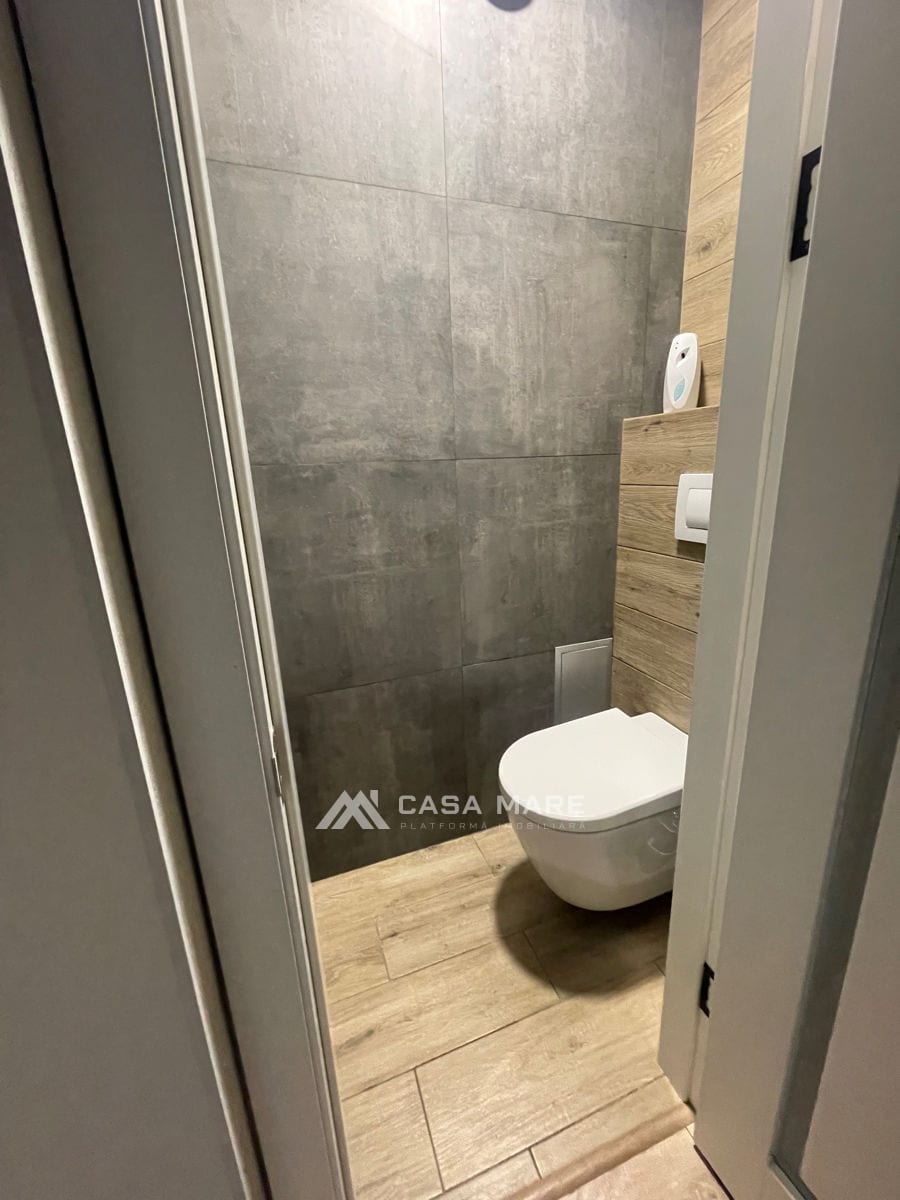 Apartament cu 3 camere, 90 m², Drochia 8