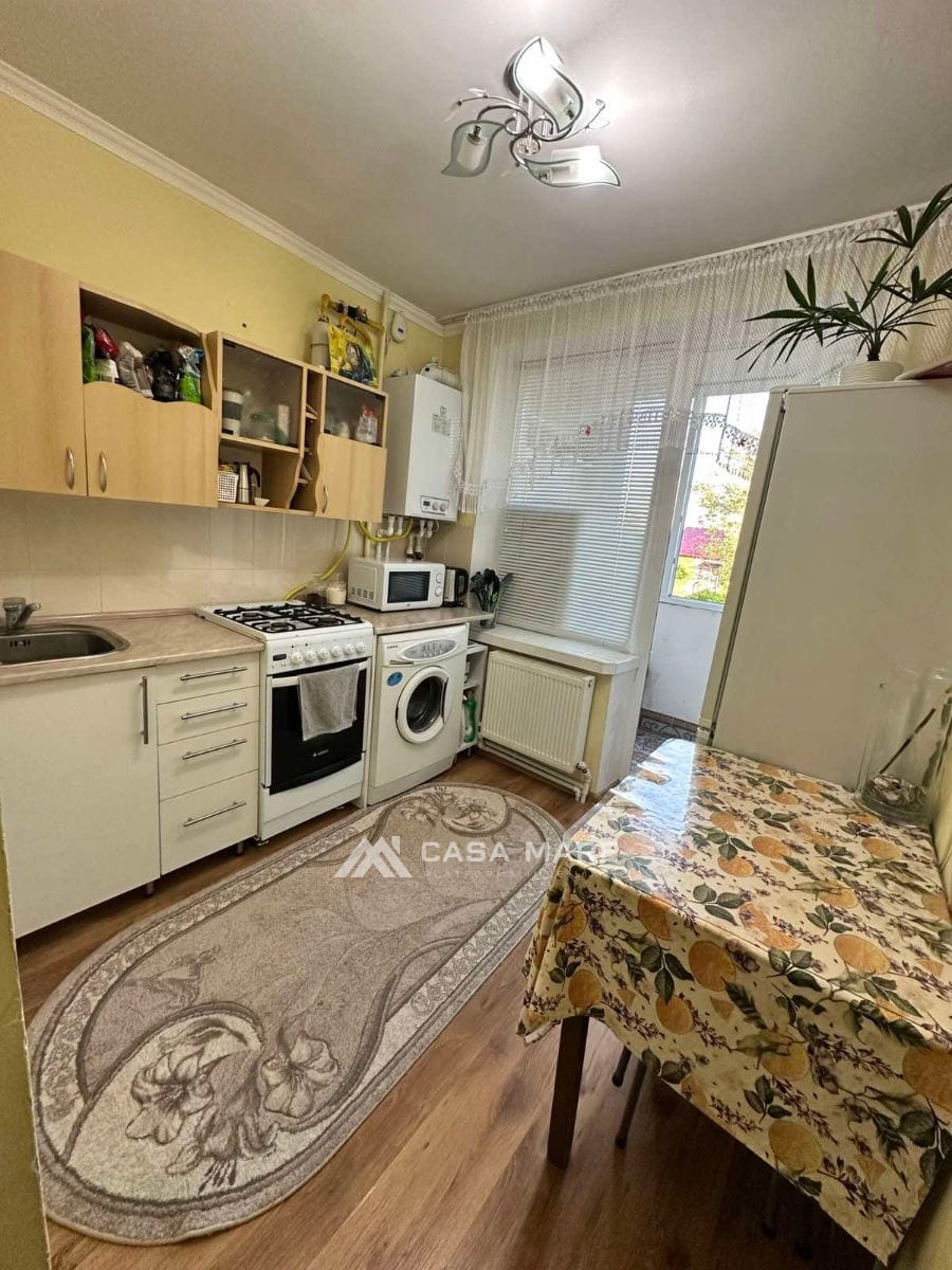 1-комнатная квартира, 1 300 м², Орхей 4