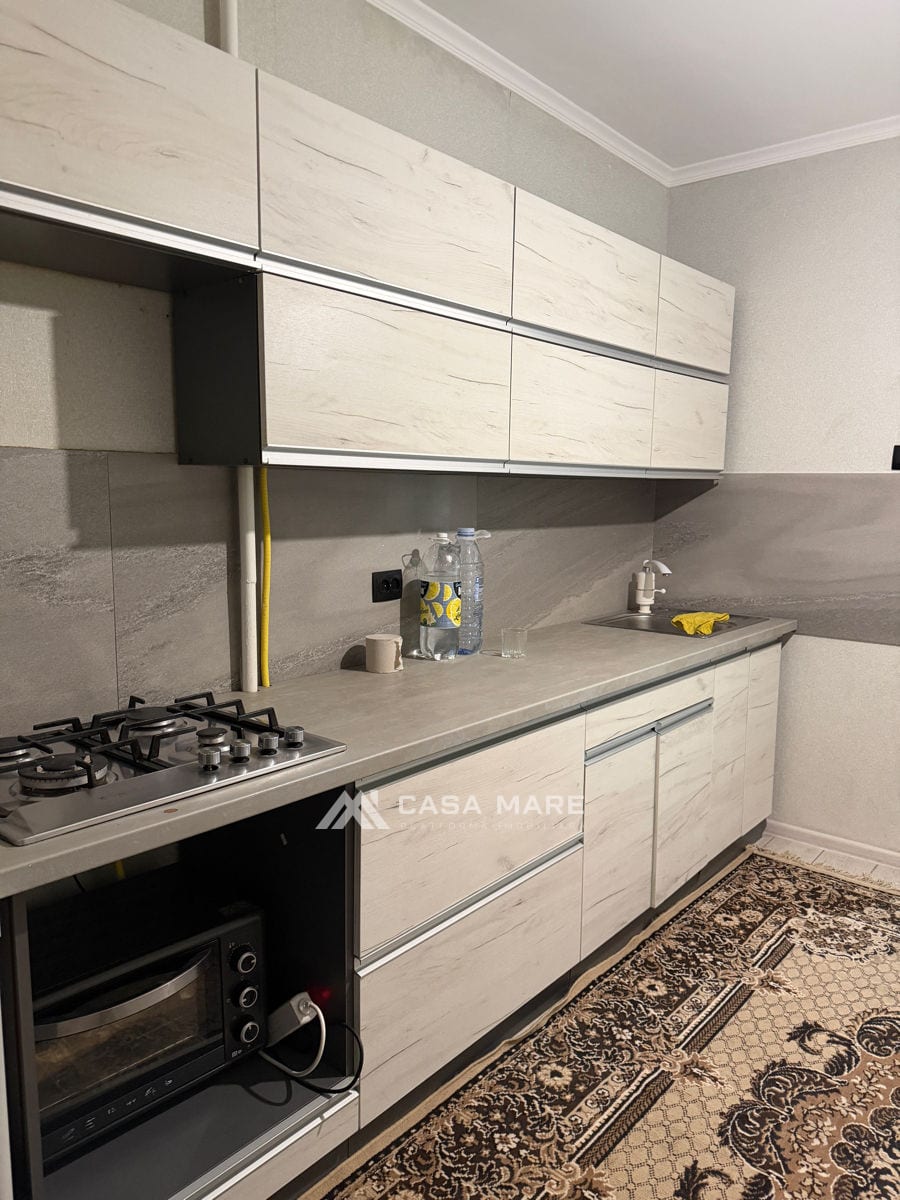 3-комнатная квартира, 72 м², 10 cartier, Bălți 2