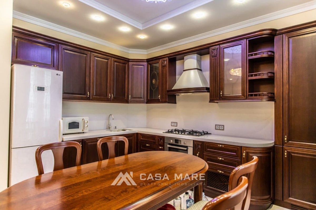 4-комнатная квартира, 130 м², Телецентр, Кишинёв 5