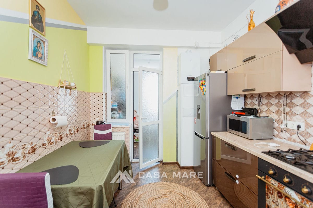 2-комнатная квартира, 65 м², Центр, Кишинёв 5